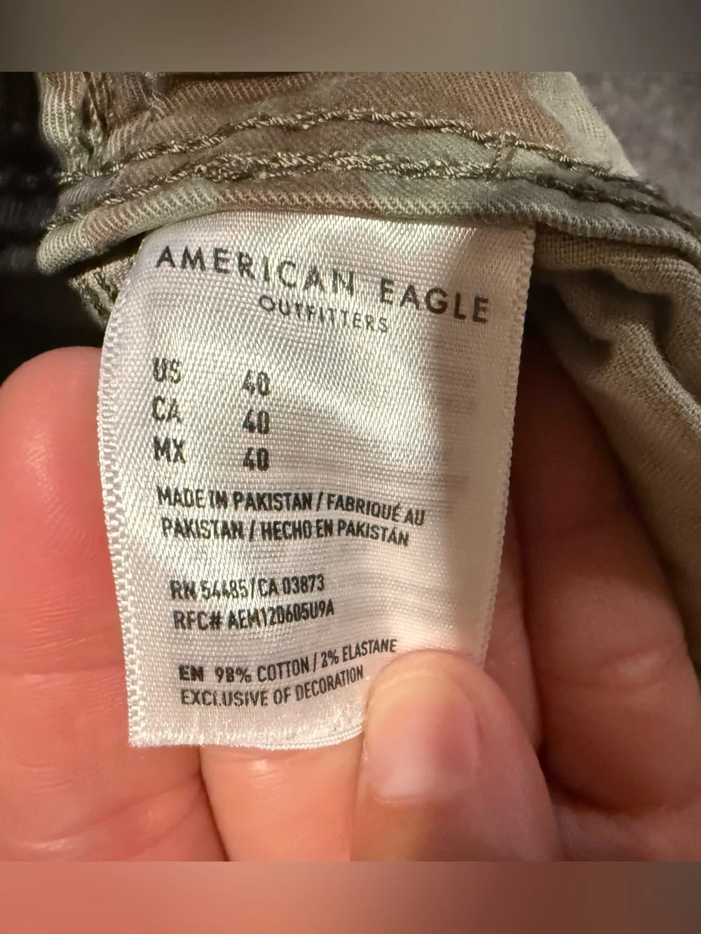 American Eagle Camo Cargo Shorts Mens 40 Longer Length 11